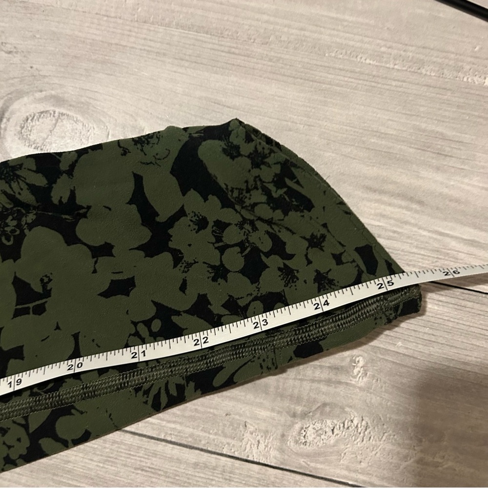 lululemon athletica Green & Black Printed High-Rise Leggings - Picture 3 of 8